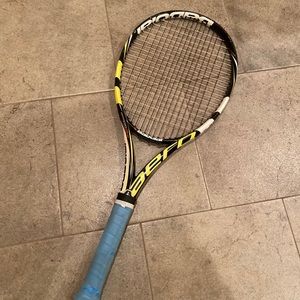 - Babolat aero pro drive